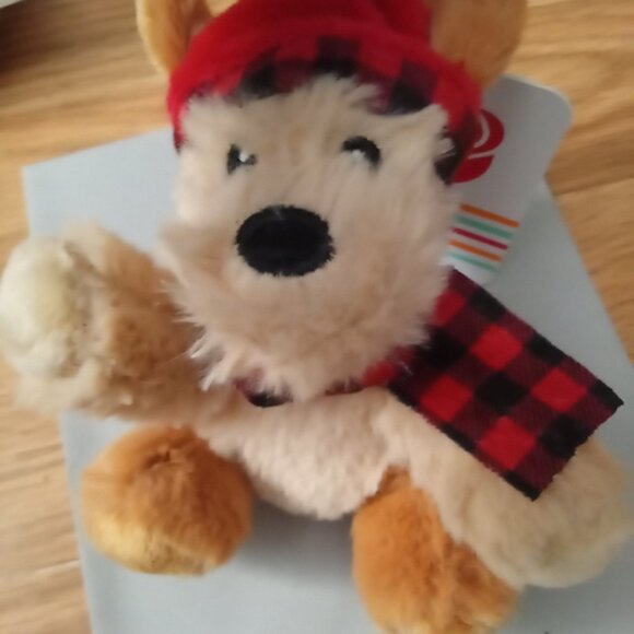 Gifts - Picture 3 of 6